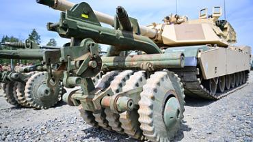 США поставят ВСУ не те танки Abrams, что обещали – Newsweek