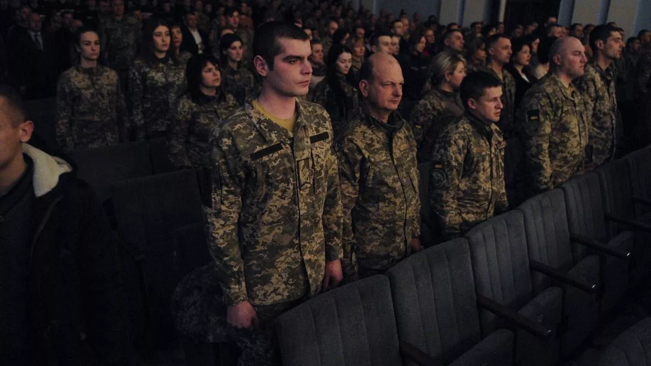 Где залужный сейчас сегодня. Ситуация на фронте Украины. Залужный ВСУ В полный рост.