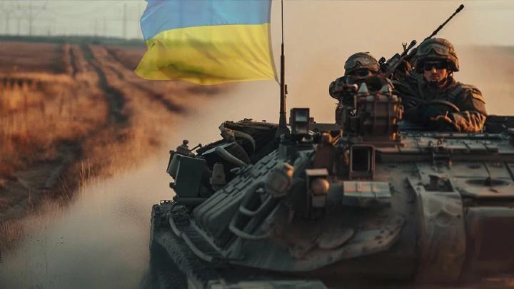 Отпущенные из плена командиры Азова* приготовили России тяжёлое лето: Для десантной операции уже накоплена техника – Шлепченко
