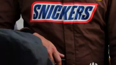 Snickers извинился перед Китаем за то, что назвал Тайвань страной — Reuters