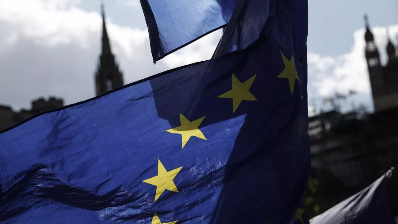 заявление евросоюза. евросоюз собрание. заявление евросоюза. сделано в ес. заявка на вступление в евросоюз.