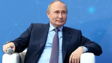 Владимир Путин не может сдержать эмоций от появляющихся народных символов СВО — Песков