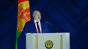 Лукашенко поручил принять украинских беженцев, прибывающих в Белоруссию 