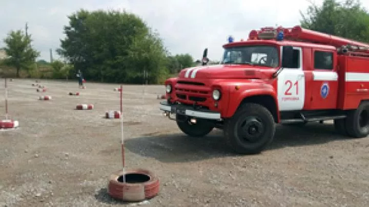 Под артиллерийский обстрел ВСУ попала пожарно-спасательная часть МЧС ДНР