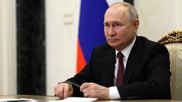 Путин провел совещание в штабе группировки спецоперации