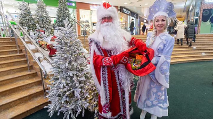 Мэр украинского города пожаловался в СБУ на Деда Мороза и советский шабаш