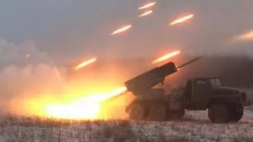 ВСУ обстреляли из "Градов" беженцев, пытавшихся выбраться из Рубежного