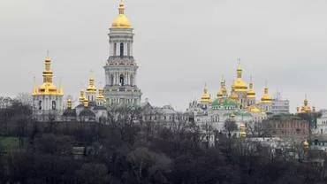 Во время пожара в Киево-Печерской лавре пострадали четыре человека