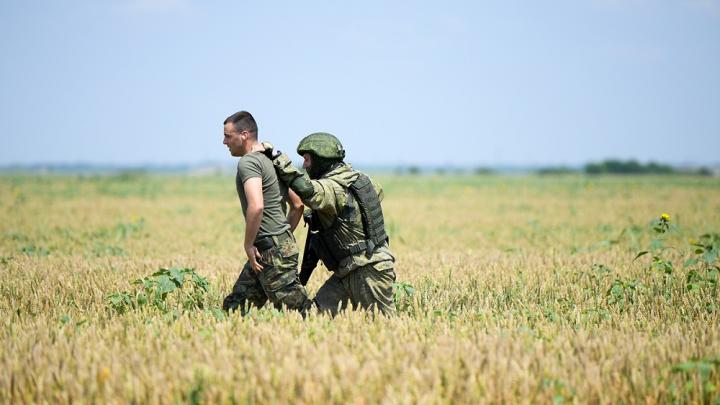 Сдались. Зато живы: Ад под Курском. Боевики сдаются в плен целыми подразделениями