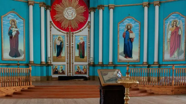 ВСУ обстреляли храм Свято-Успенского Николо-Васильевского монастыря в селе Никольское во время службы