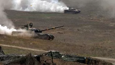 Азербайджанские военные вошли в зону ответственности миротворцев РФ