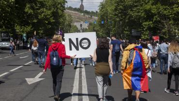 АТО в Карабахе, майдан в Грузии и зерновые споры Украины: совместный дайджест "Распутицы" и Новороссии