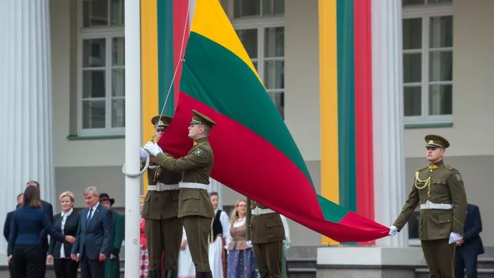 Украина обеспечена военной техникой на полгода — Минобороны Литвы