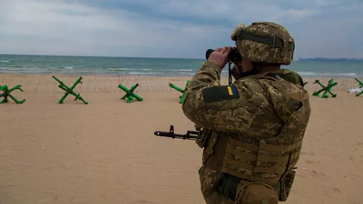 Одесские бандиты из теробороны избили одессита, искупавшегося в море