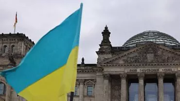 В Берлине украинские активисты потребовали уволить Овсянникову из Die Welt