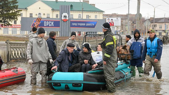 Катастрофа в Орске. Вода уходит, осадок остался: гнев жителей, хамство губернатора и съеденная дамба за 1 млрд