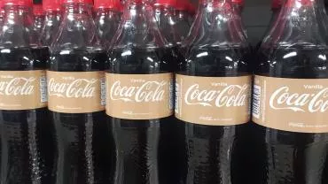 В России проведут ребрендинг свыше полумиллиона холодильников Coca-Cola и PepsiCo