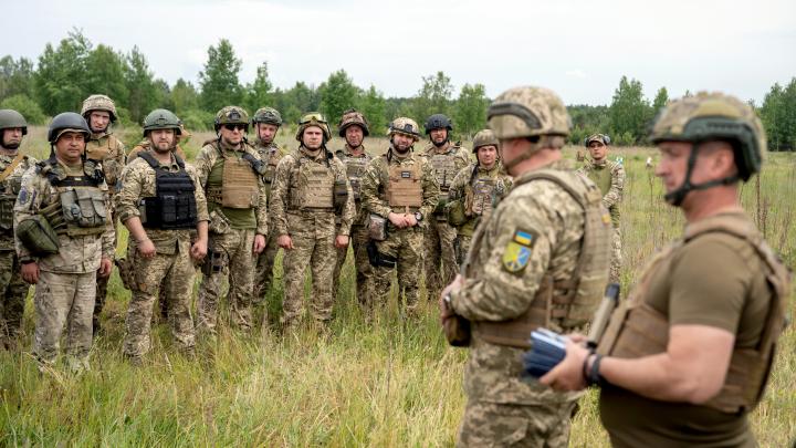 Разделяй и властвуй. Русские войска берут украинских боевиков в котлы – Al Mayadeen