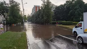 В Кривом Роге ведется эвакуация населения после прорыва дамбы