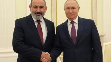 Путин и Пашинян провели телефонные переговоры ночью