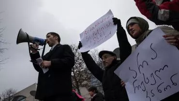 Грузинская оппозиция продолжит митинги, несмотря на отзыв законопроекта