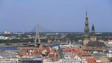 В Риге русскоязычным запретили ездить в транспорте с другими пассажирами