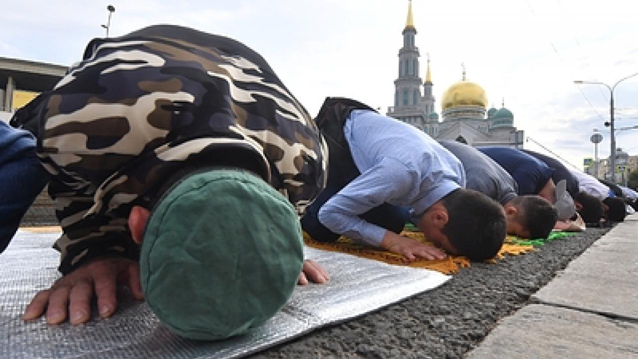 В Москве снесли нелегальную мечеть 