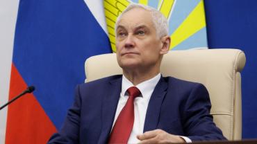 Депутат "вылетел" из армии: Белоусов лично приказал комбригу разобраться 