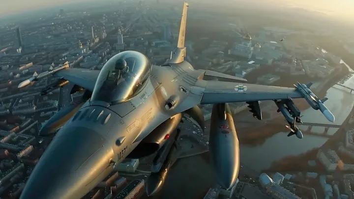 Взрыв над Эстонией: Румыния экстренно подняла F-16. Отставка министра обороны – прикрытие? Генерал слил резервы ради смуты. СВОдки с фронта