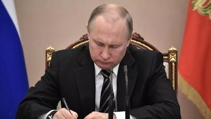 Путин освободил от мобилизации студентов – указ 