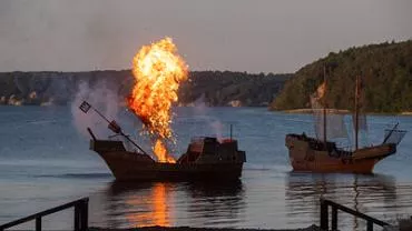 Под Одессой во время шторма взорвалась морская мина, есть разрушения