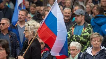 Чуть не дошло до рукопашной: граждан Украины прогнали с митинга в Германии