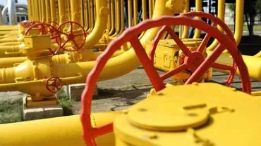 Необходимо прекратить транзит газа и нефти из России через Украину — глава МИД Литвы