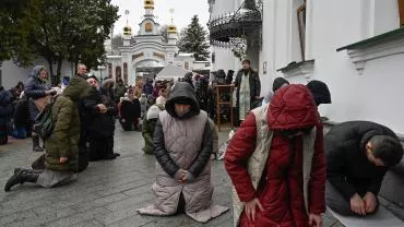 Отступники или исповедники? Роковой выбор священства и мирян УПЦ 