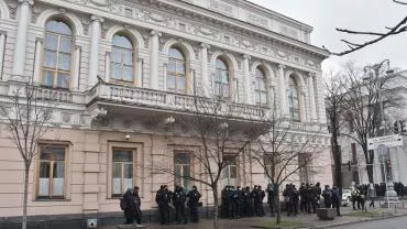 В Киеве проходят акции протеста с "громкими" призывами