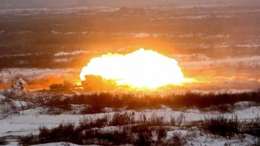 Донецк в капкане, броневики Кадырова, психоатаки на ВСУ и русское милосердие: Хроники денацификации без купюр 