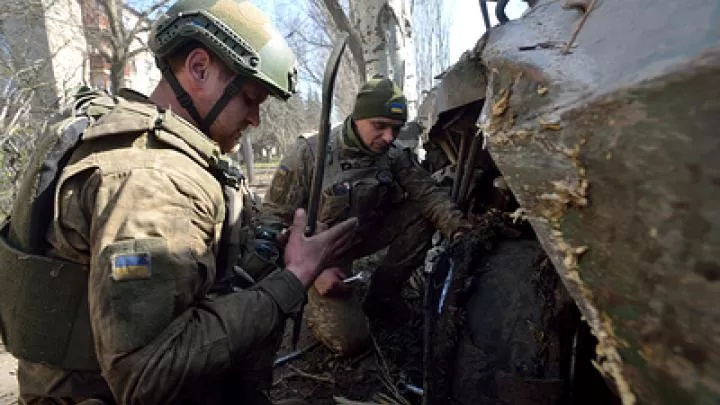 Военный аналитик обозначил три этапа украинского наступления