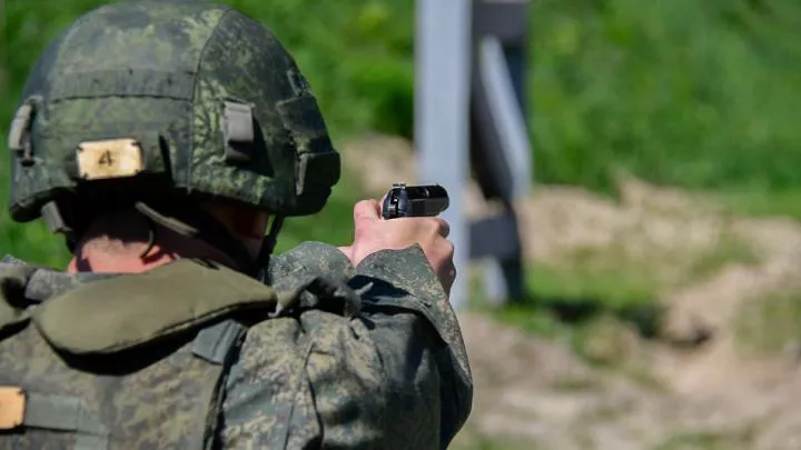 Переход российских военнослужащих на сторону врага могут приравнять к госизмене