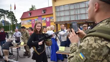 Главнокомандующий ВСУ объяснил, зачем нужны женщины в украинской армии 