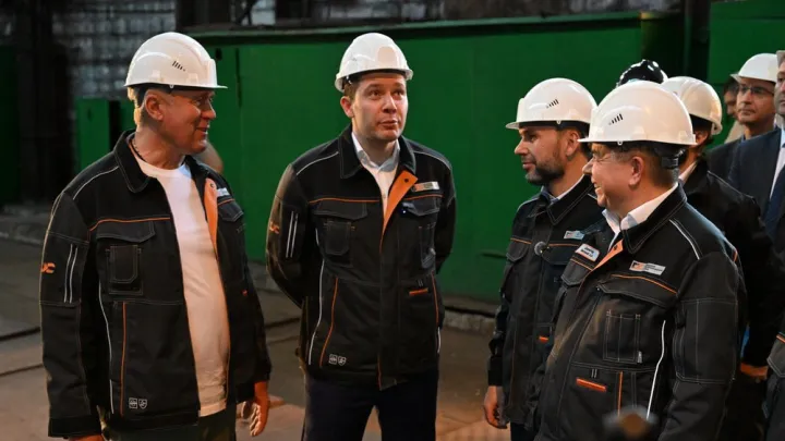 Алиханов передал Донбассу посыл от Путина: Что должен сделать регион, чтобы амбициозный план был действенным Алиханов передал Донбассу посыл от Путина: Что должен сделать регион, чтобы амбициозный план был действенным