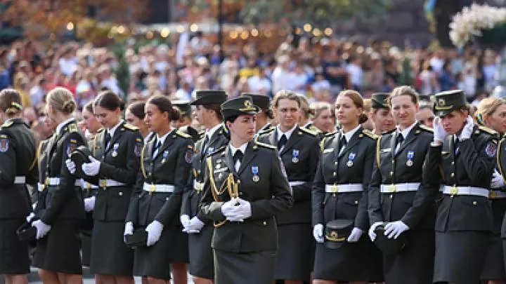 В Раду внесли законопроект о добровольном воинском учёте женщин