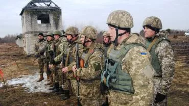 Украинские силовики задержали троих боевиков-наркоманов на позициях в Донбассе