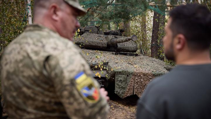 Некому водить Леопарды: Армия Украины вымирает, не дождавшись западной техники