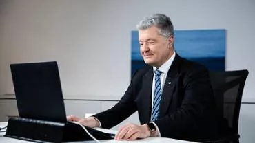 Порошенко оценил шансы своего ареста по прибытию на Украину