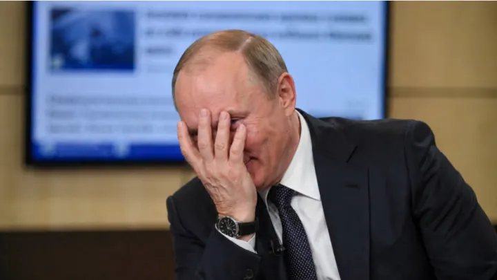 Теперь смеяться будет Путин. Бумеранг вернулся в Европу: Терпение у людей заканчивается