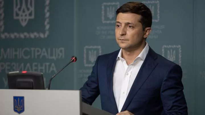 Зеленский: Россия может вторгнуться на Украину под видом защиты своих граждан