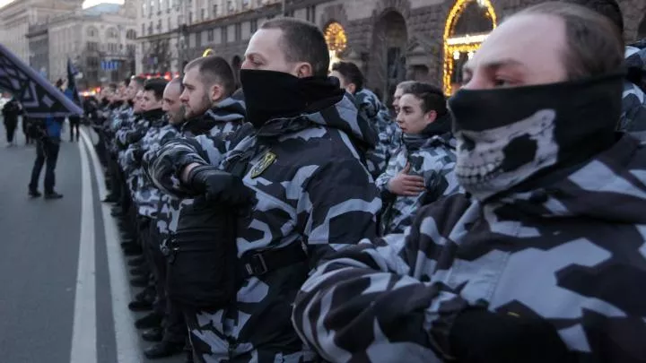 Среди украинских патриотов началась война компроматов