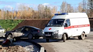 ВСУ обстреляли машину скорой помощи в Ясиноватой, ранена женщина