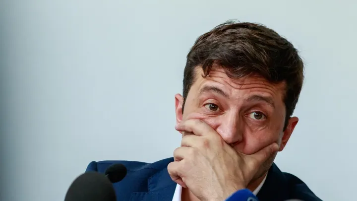 Страшнее провалов на фронте. Чего действительно боится Зеленский, продлевая украинский конфликт?