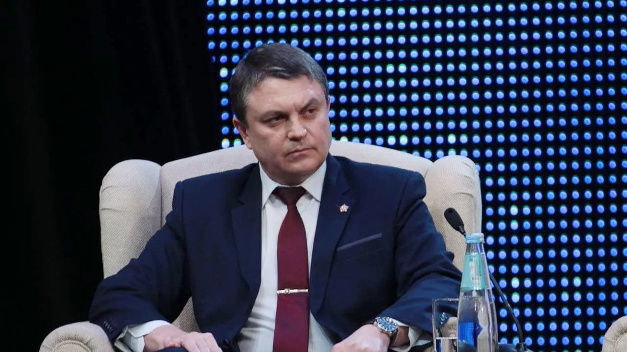 Глава лнр заявил. Глава лнр заявил. Глава лнр заявил. Глава лнр заявил. Пасечник лнр.